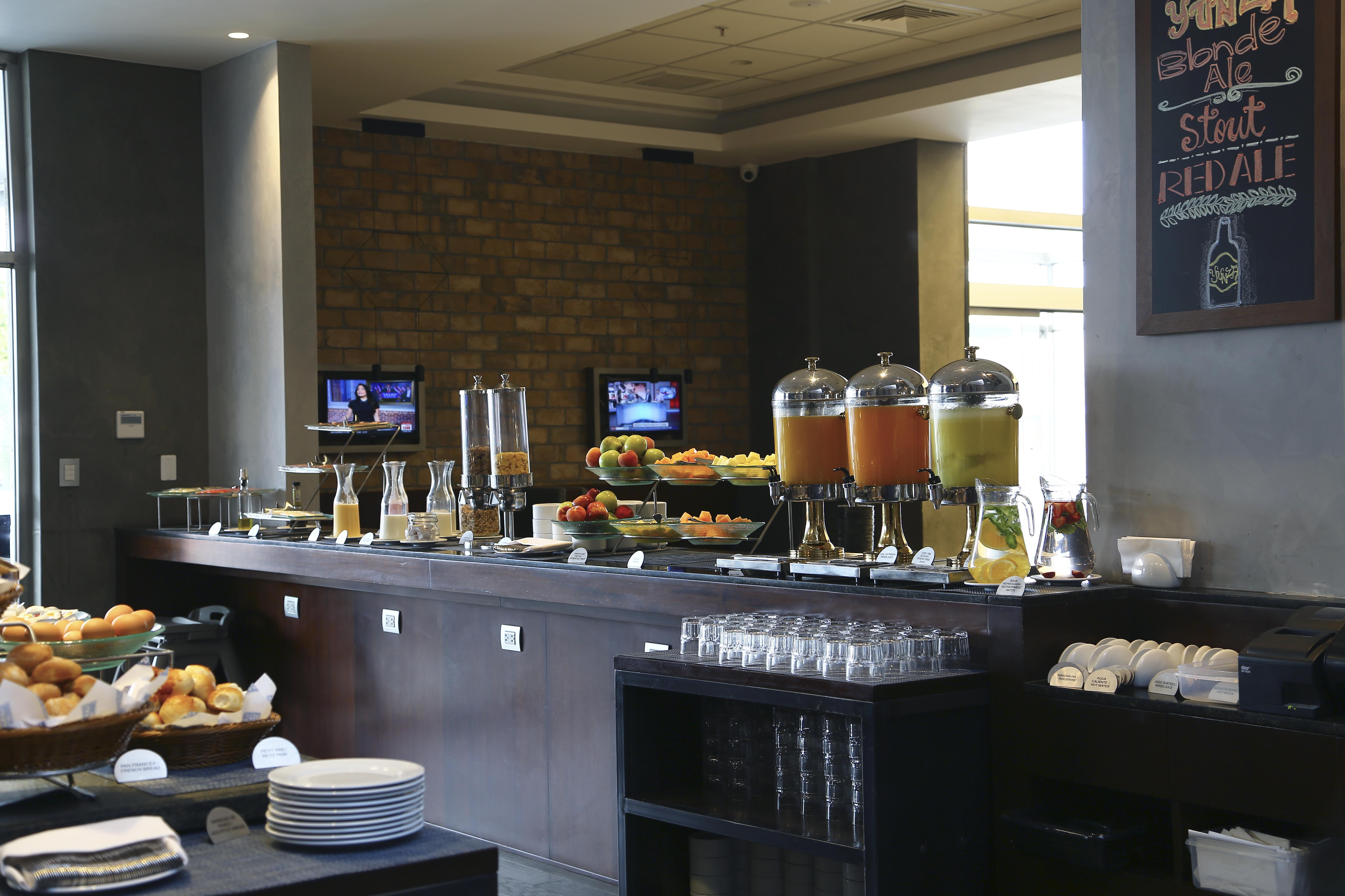 Casa Andina Select Tacna Hotel Exterior photo
